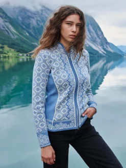 Dale of Norway Kort Ulljakke Og Cardigan-Christiania Ulljakke - Merino Lys Bla Offwhite